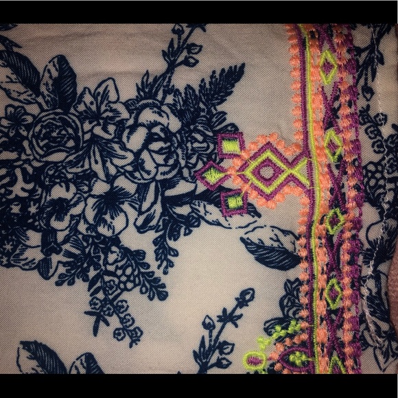 Tank - Picture 2 of 3